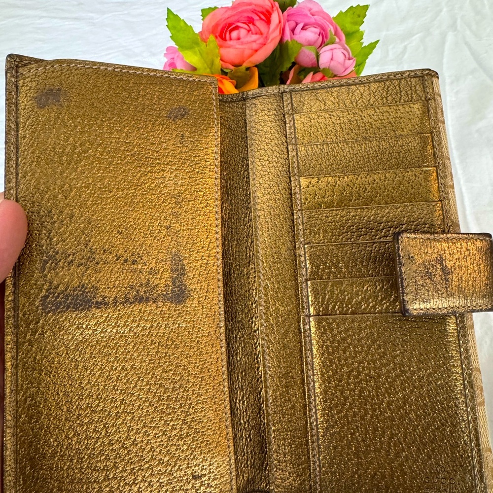 Authentic Gucci Golf Monogram Wallet with Bow Accent - Picture 9 of 12